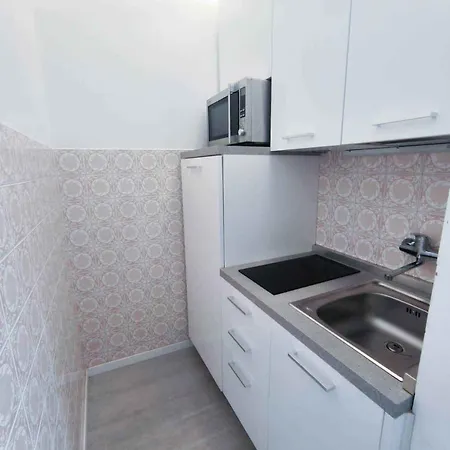 Appartement In 25174 *