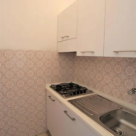 Apartament In 25174
